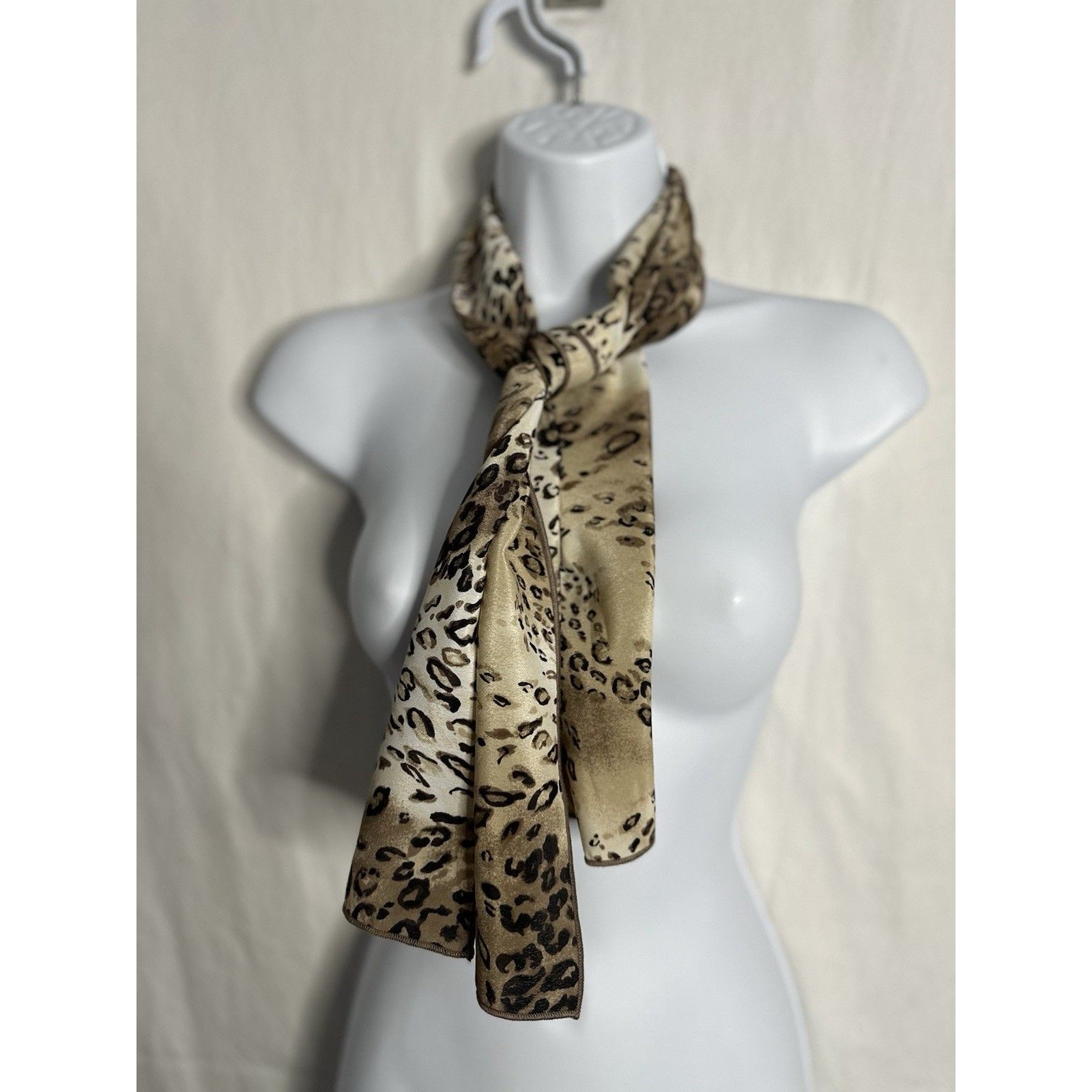 Unknown Brand Rectangular Animal Print Scarf 43 X 115